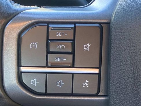 Used 2024 Ford F250 Lariat w/ Sport Appearance Package AWD/4WD image 17