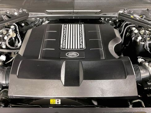 Used 2024 Land Rover Defender 110 V8 image 9