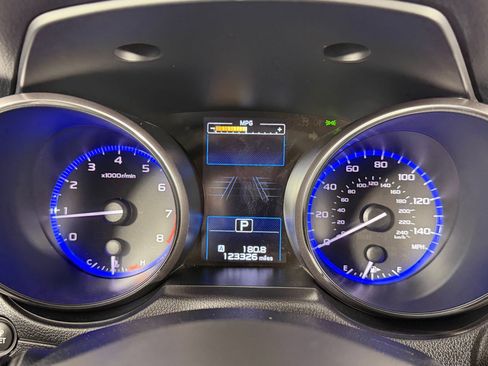 Used 2017 Subaru Outback 2.5i Limited image 19