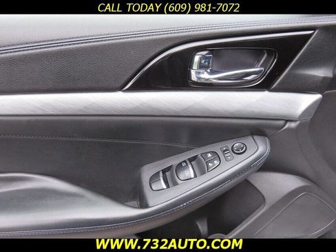 Used 2016 Nissan Maxima 3.5 S image 21