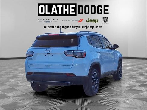 Used 2023 Jeep Compass Limited image 25