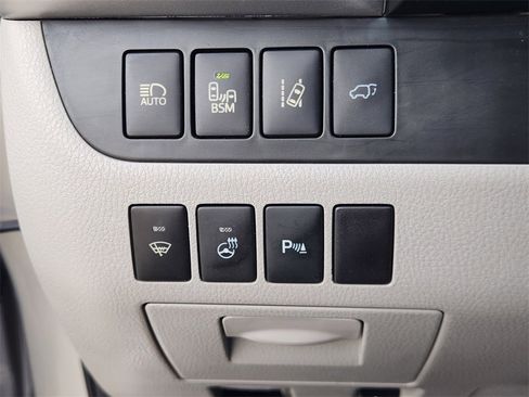 Used 2016 Toyota Highlander Limited Platinum image 21