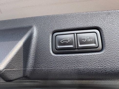 Certified 2025 Kia Telluride SX Prestige X-Line AWD/4WD image 10