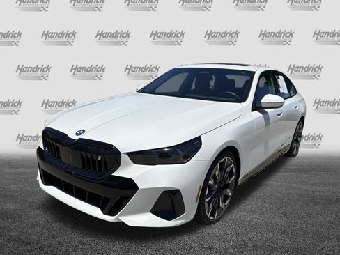 Certified 2025 BMW i5 eDrive40i w/ M Sport Package RWD image 7