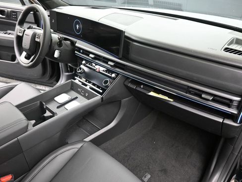 New 2026 Hyundai Santa Fe Calligraphy image 13