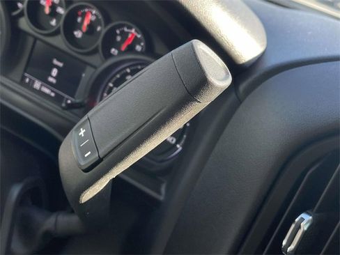 Used 2023 Chevrolet Silverado 2500 Custom w/ Custom Value Package image 28