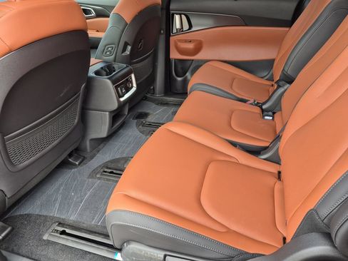New 2026 Kia Carnival SX FWD image 12