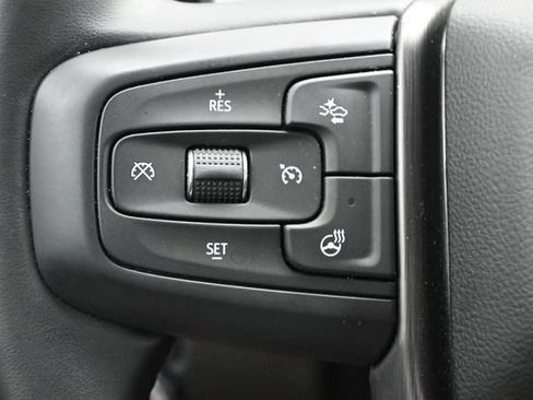 Used 2024 GMC Sierra 1500 AT4 w/ Technology Package AWD/4WD image 11