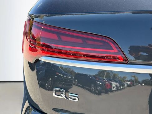 Used 2021 Audi Q5 Prestige image 10