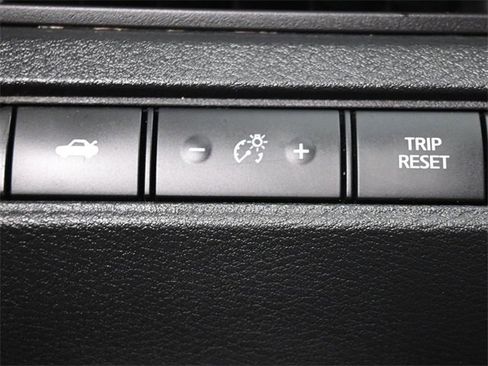 Used 2021 Nissan Altima 2.0 SR image 26