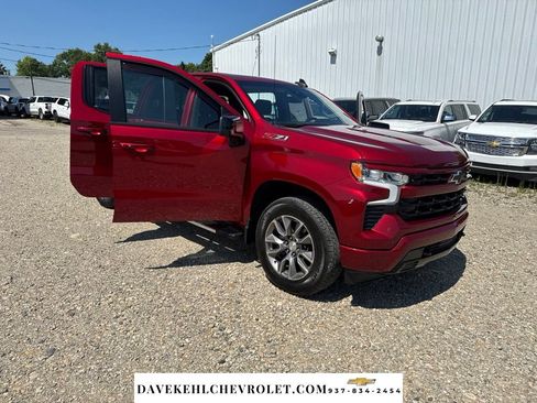 Used 2024 Chevrolet Silverado 1500 RST AWD/4WD image 32