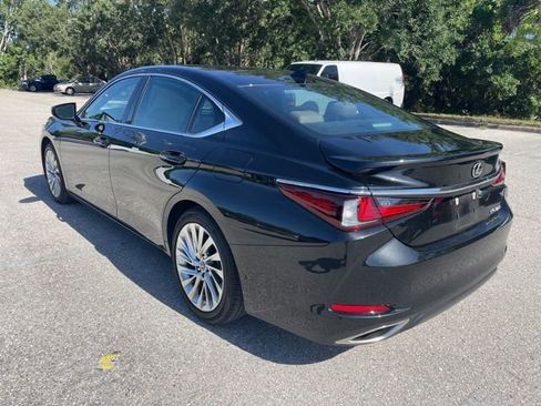 Used 2023 Lexus ES 350 Ultra Luxury w/ Accessory Package (Z2) FWD image 4