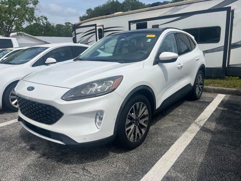 Used 2020 Ford Escape Titanium w/ Titanium Premium Package 2.0 AWD/4WD image 1