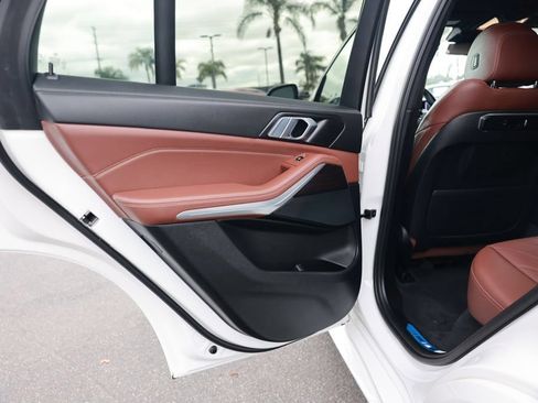 Used 2024 BMW X5 sDrive40i w/ M Sport Package RWD image 38