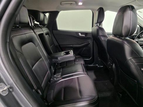 Used 2022 Ford Escape Titanium AWD/4WD image 27