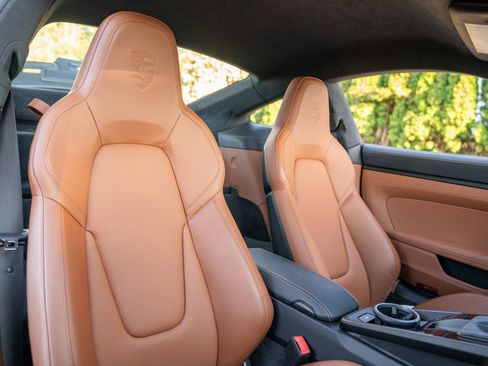 Certified 2022 Porsche 911 GT3 RWD image 26