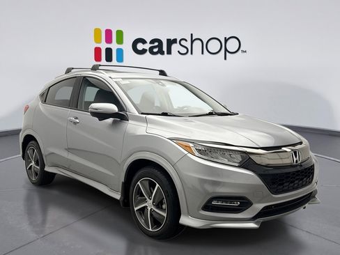 Used 2020 Honda HR-V Touring image 7