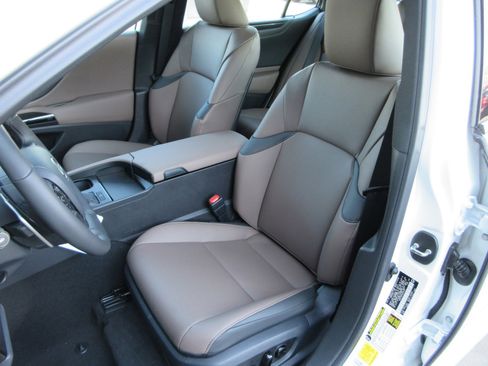 New 2025 Lexus ES 350 image 28