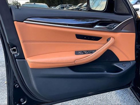 Certified 2023 BMW 530i image 20