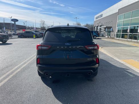 Used 2023 Ford Escape ST-Line Select w/ Tech Pack #2 image 4