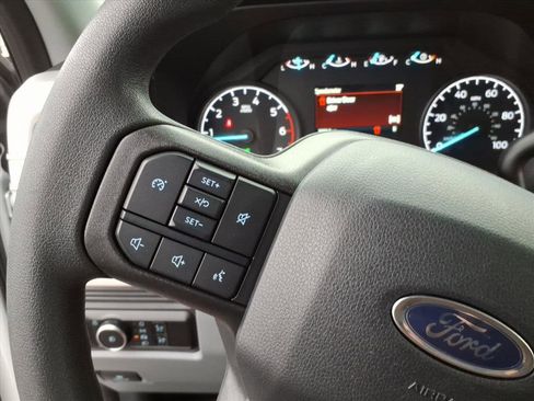 Certified 2025 Ford F250 XL w/ FX4 Off-Road Package image 16