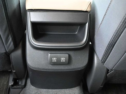 Used 2021 Subaru Outback Premium AWD/4WD image 11