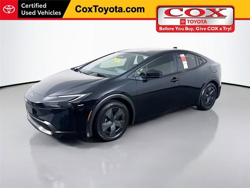Used 2026 Toyota Prius LE FWD image 1