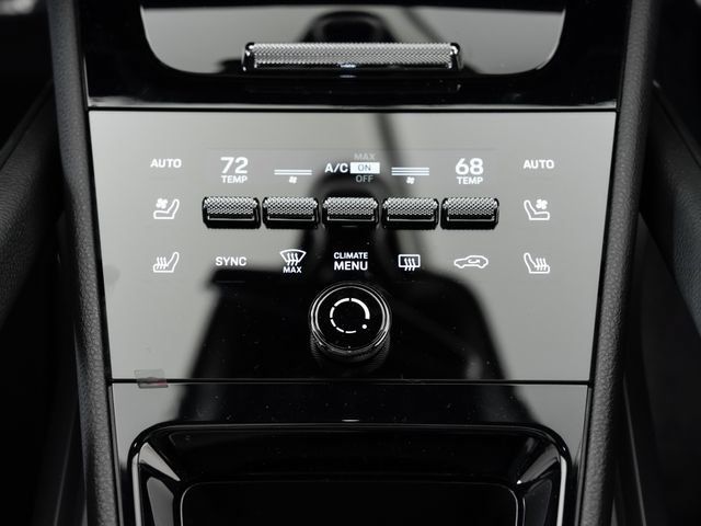 Certified 2026 Porsche Cayenne Coupe AWD/4WD image 18