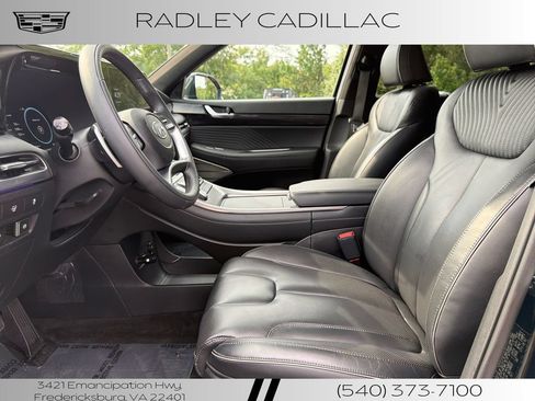 Used 2025 Hyundai Palisade Calligraphy AWD/4WD image 3