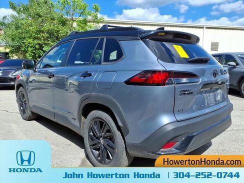 Used 2024 Toyota Corolla Cross AWD Hybrid image 7