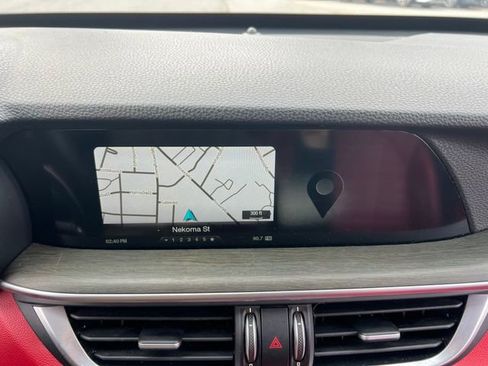 Used 2018 Alfa Romeo Stelvio Ti Sport image 21