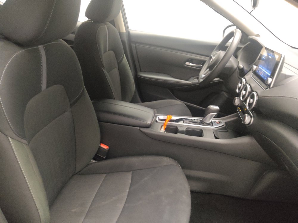 Used 2025 Nissan Sentra SV FWD image 21
