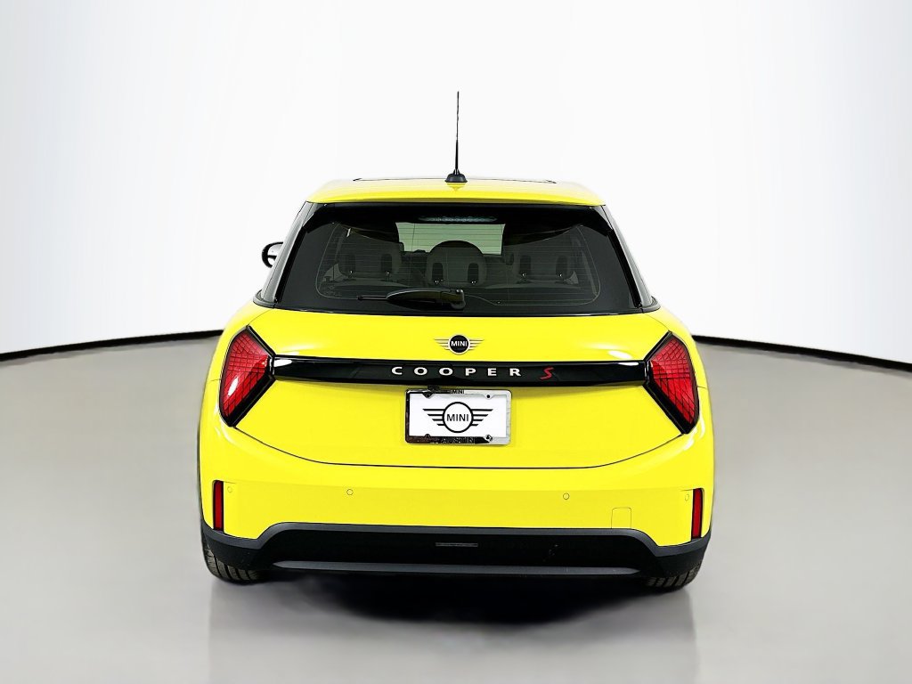 Certified 2025 MINI Cooper S FWD image 6