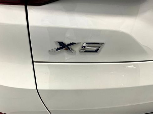 Used 2020 BMW X5 xDrive40i w/ Premium Package image 41