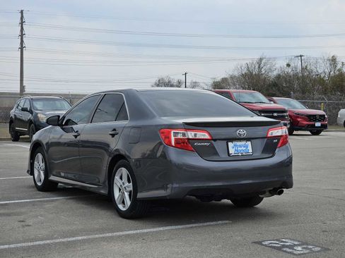 Used 2012 Toyota Camry SE image 5