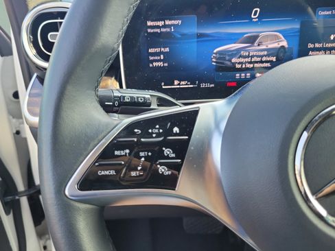 Certified 2025 Mercedes-Benz GLC 300 image 19