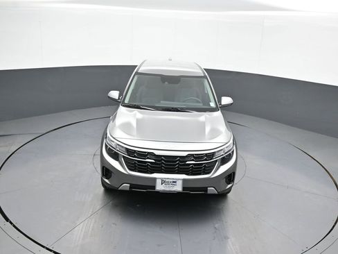 Certified 2024 Kia Seltos LX image 34