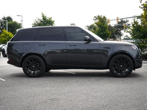 Used 2024 Land Rover Range Rover Autobiography AWD/4WD image 11
