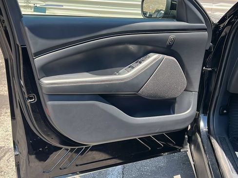 Certified 2025 Ford Mustang Mach-E Select RWD image 10
