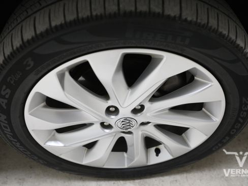 Used 2018 Buick Envision Premium AWD/4WD image 31