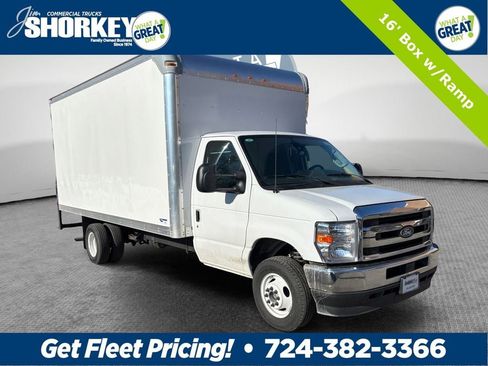 New 2026 Ford E-450 and Econoline 450 Super Duty w/ Driver's Safety Package RWD image 1