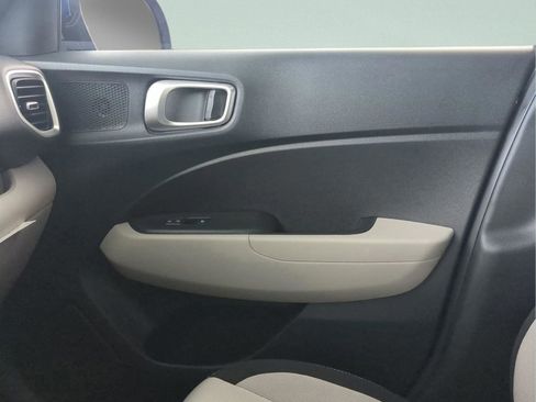 New 2026 Hyundai Venue SEL FWD image 38