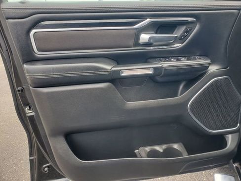 Used 2024 RAM 1500 Laramie AWD/4WD image 13