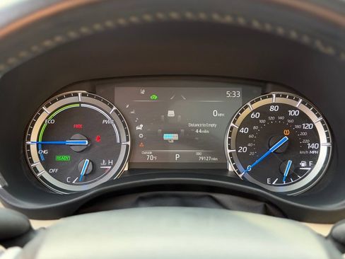 Used 2022 Toyota Highlander XLE image 10