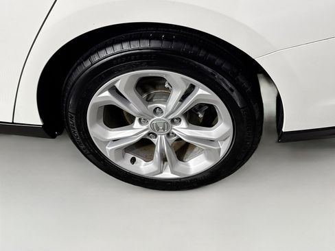 Used 2023 Honda Accord LX image 8