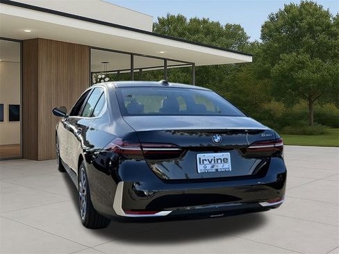 New 2026 BMW 530i w/ Premium Package image 11