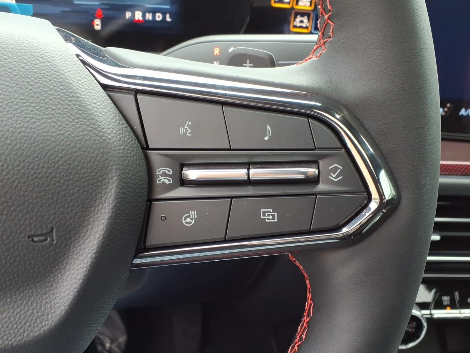 New 2027 Chevrolet Traverse RS FWD image 28
