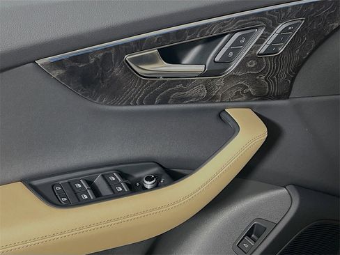 New 2025 Audi Q7 3.0T Premium Plus image 19