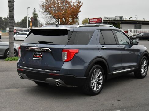 Used 2021 Ford Explorer Limited w/ Equipment Group 301A image 8