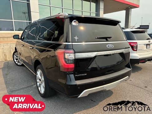 Used 2018 Ford Expedition Max Platinum AWD/4WD image 3